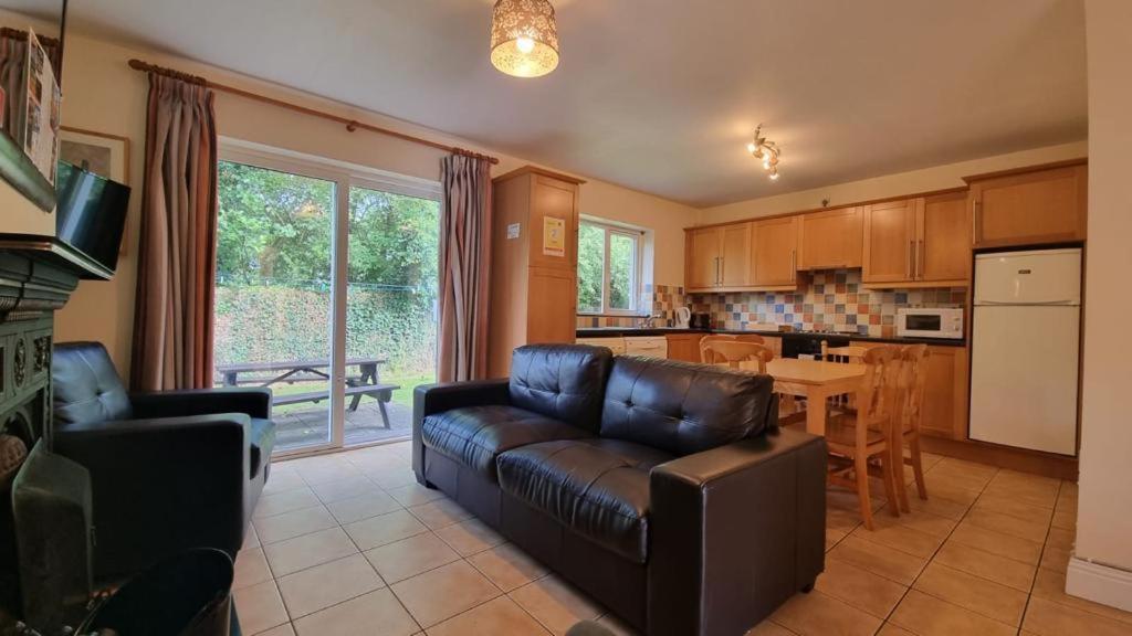 Kerry Lee Homes Tralee Exterior foto